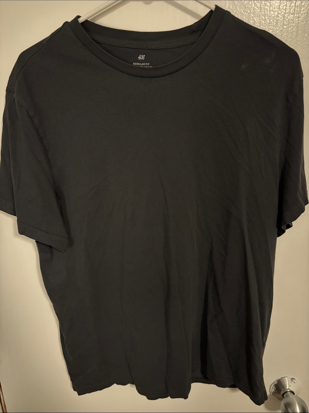 H&M Men's Black Crew Neck Short Sleeve Tee - Regular Fit